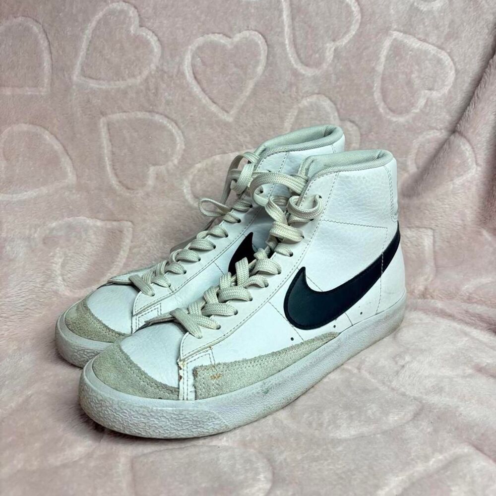 Nike White Trainers